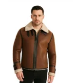 A product video showcasing a men’s tan leather bomber jacket with a soft cream shearling collar, ribbed cuffs, and a classic aviator-style silhouette.